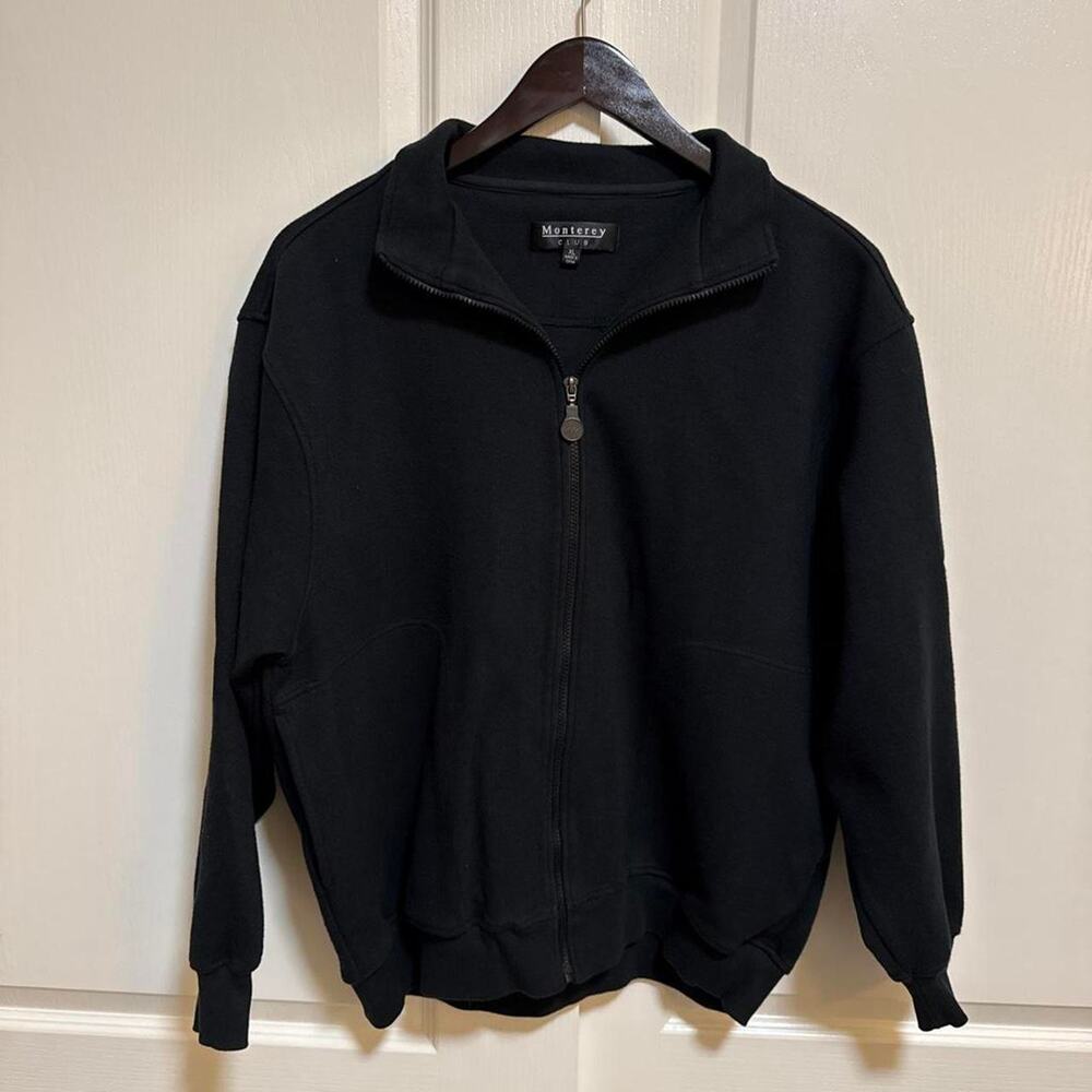 Men's Black zip up sweatshirt size XL